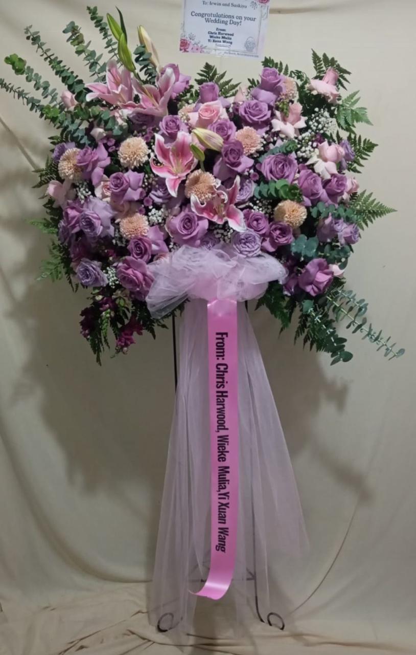 Standing flower congratulations di Cileungsi