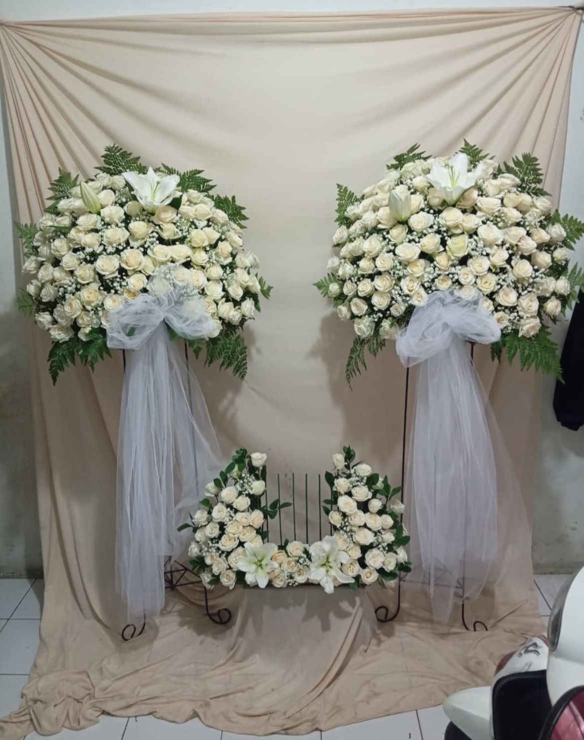 Standing flower duka cita dikirim di Cileungsi